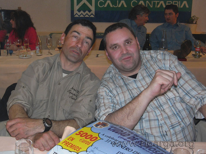 Jordi Oliveras Ivan Verge durante la cena.