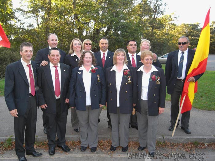 Equipo Español con el equipo femeninio de Inglaterra con-el-equipo-femenino-ingles
