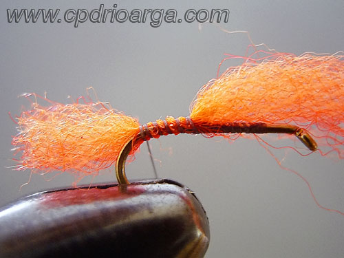 Fijamos la cola de polipropileno roja Red-Tag-2