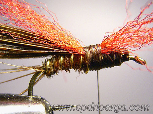 Añadimos el polipropileno rojo pheasanttail27