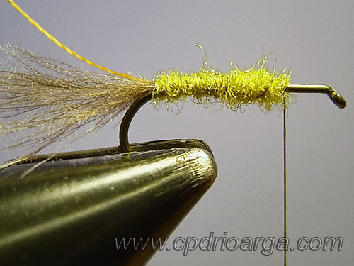 Confeccionamos el cuerpo con el antrón. 5