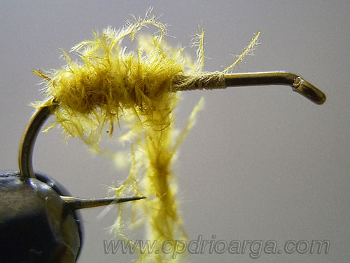 Confeccionamos el cuerpo con el dubbing de CDC trico3