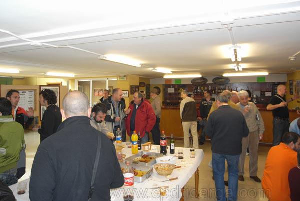 Degustando el almuerzo chistorrada2